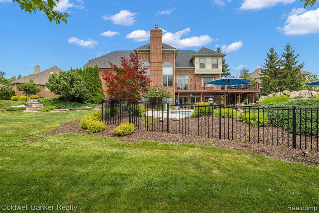 49385 LINCOLNSHIRE Court, Canton, MI 48187 — Photo 13