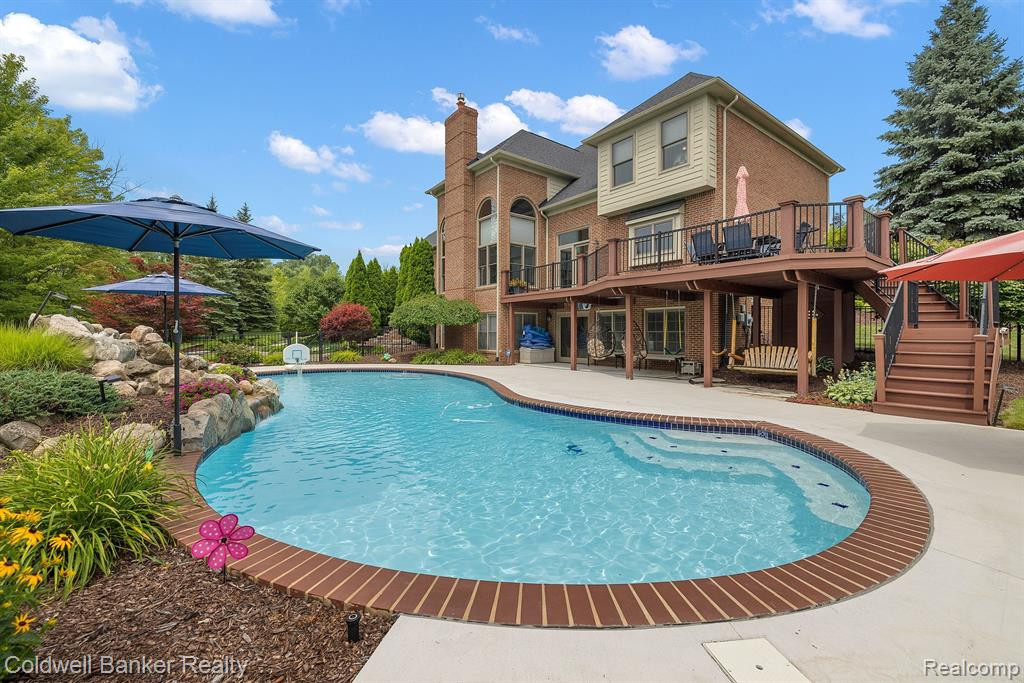 49385 LINCOLNSHIRE Court, Canton, MI 48187 — Photo 15