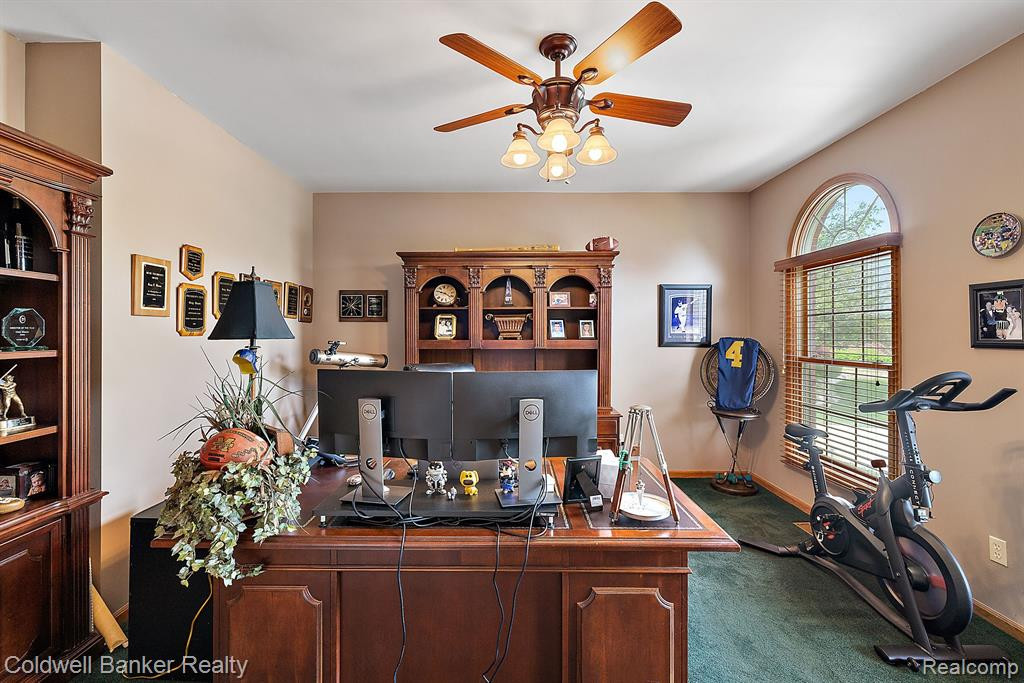 49385 LINCOLNSHIRE Court, Canton, MI 48187 — Photo 30