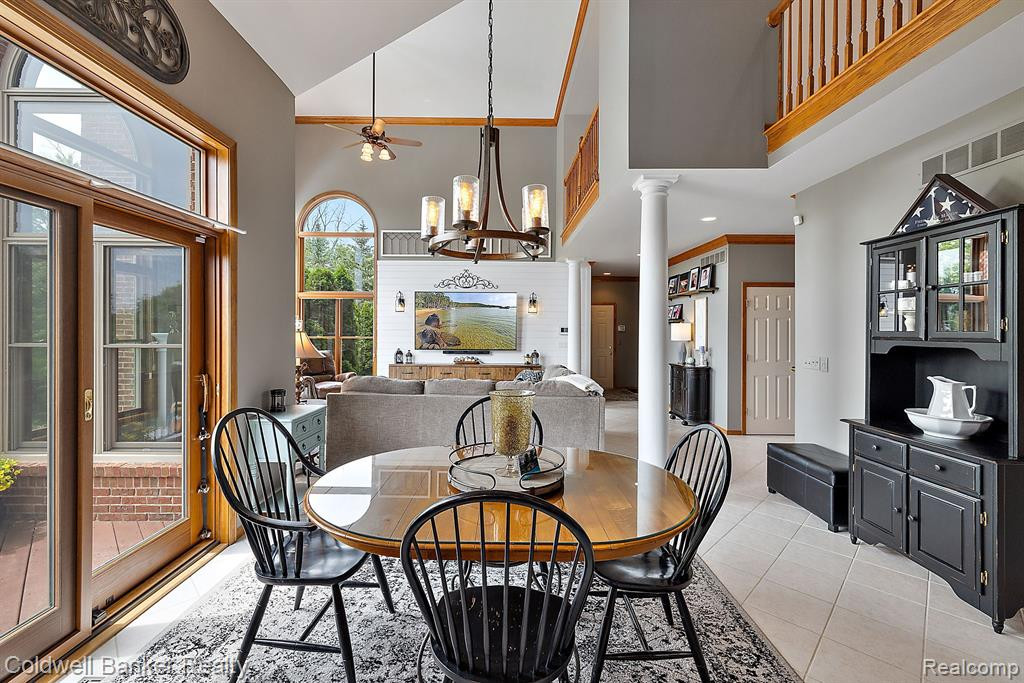 49385 LINCOLNSHIRE Court, Canton, MI 48187 — Photo 38