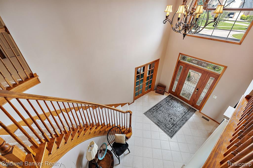49385 LINCOLNSHIRE Court, Canton, MI 48187 — Photo 50