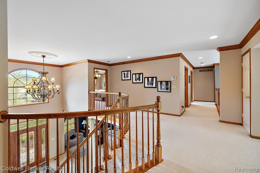 49385 LINCOLNSHIRE Court, Canton, MI 48187 — Photo 56