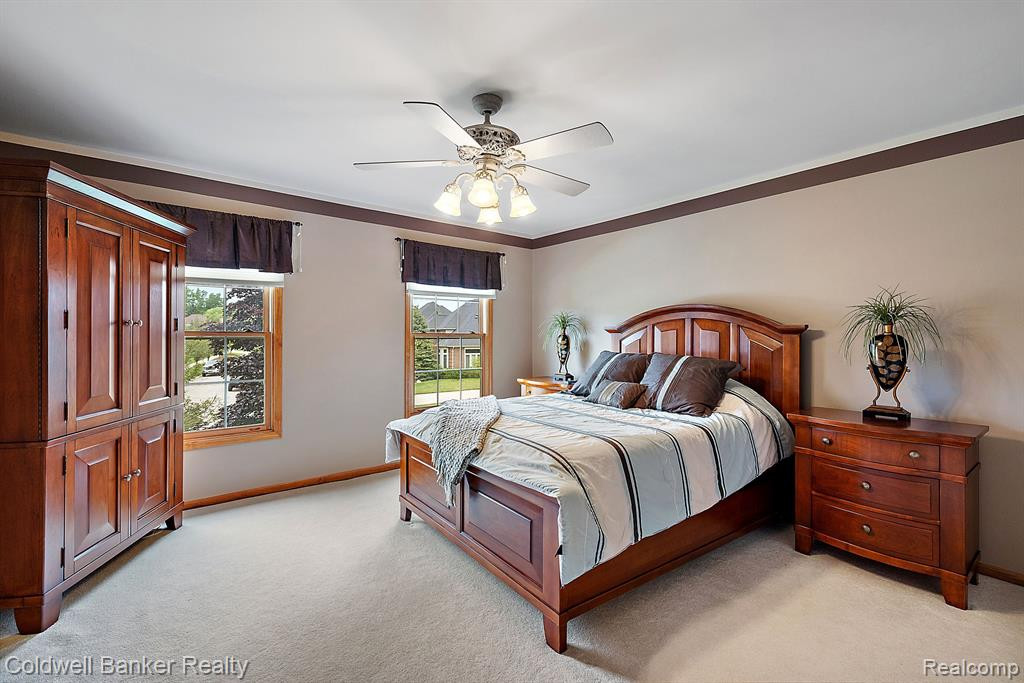 49385 LINCOLNSHIRE Court, Canton, MI 48187 — Photo 67