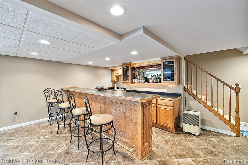 49385 LINCOLNSHIRE Court, Canton, MI 48187 — Photo 76