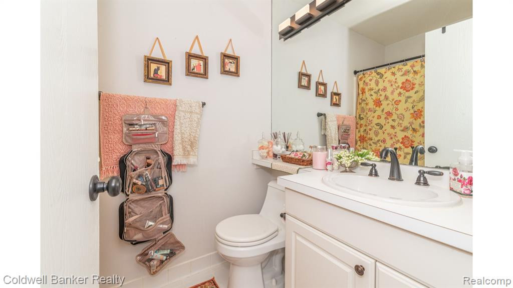 9615 HARBOUR COVE Court, Ypsilanti, MI 48197 — Photo 24