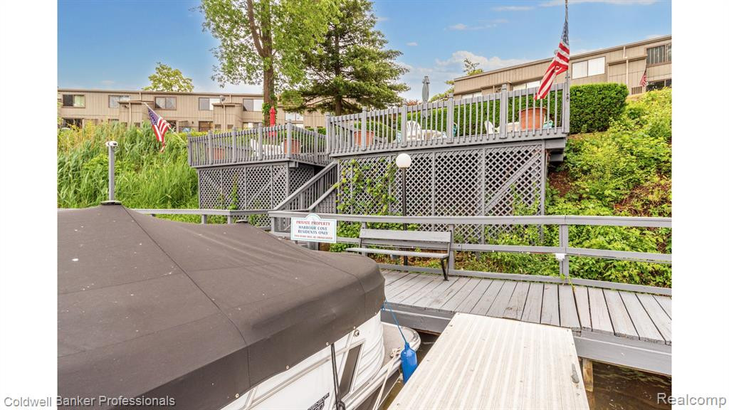 9615 HARBOUR COVE Court, Ypsilanti, MI 48197 — Photo 41