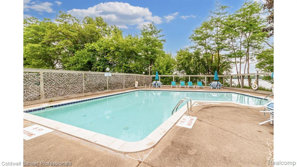 9615 HARBOUR COVE Court, Ypsilanti, MI 48197 — Photo 46