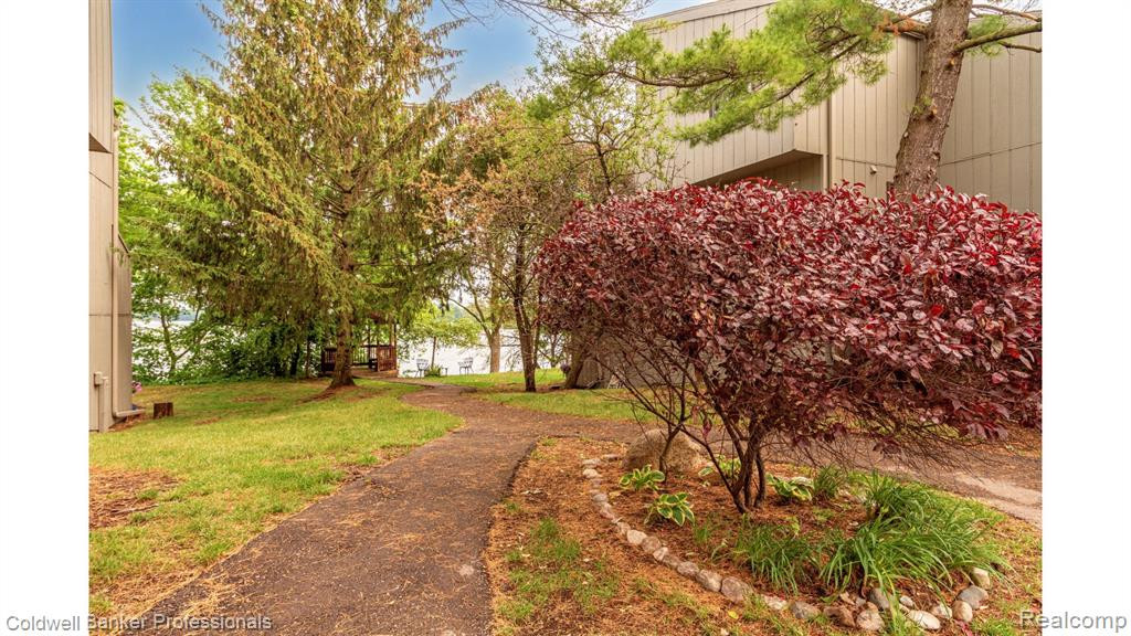 9615 HARBOUR COVE Court, Ypsilanti, MI 48197 — Photo 51