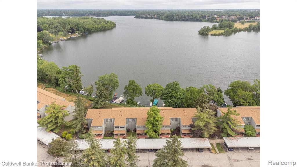 9615 HARBOUR COVE Court, Ypsilanti, MI 48197 — Photo 57