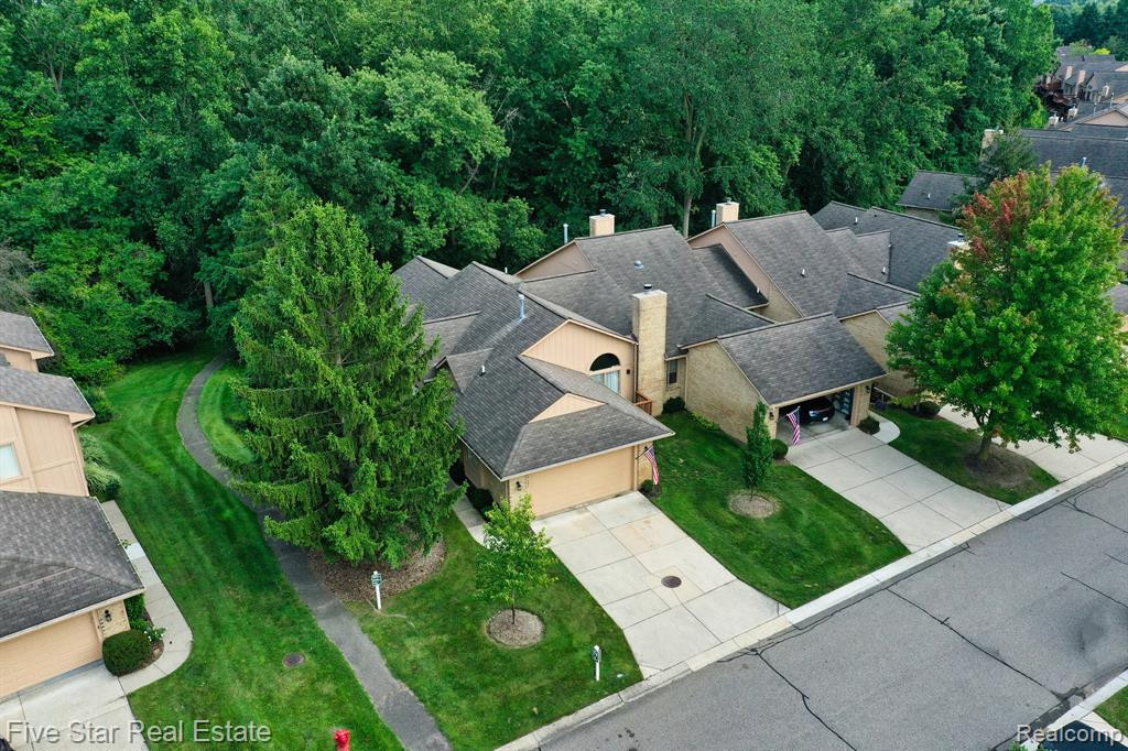 21990 RIVER RIDGE Trail, Farmington Hills, MI 48335 — front exterior