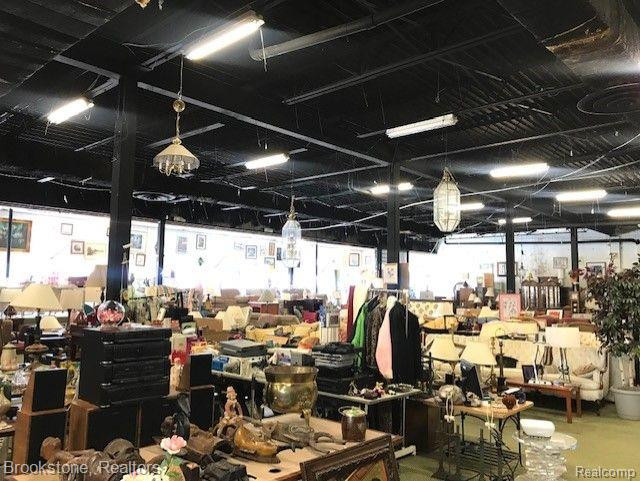 20201 LIVERNOIS Avenue, Detroit, MI, 48221