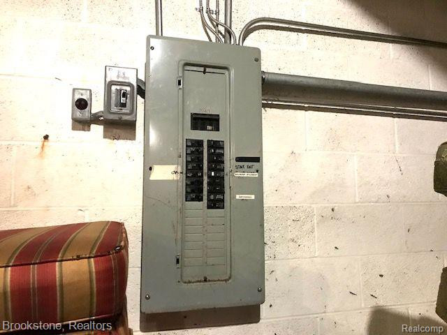 20201 LIVERNOIS Avenue, Detroit, MI, 48221