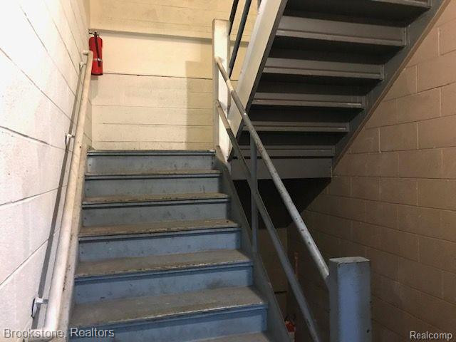 20201 LIVERNOIS Avenue, Detroit, MI, 48221