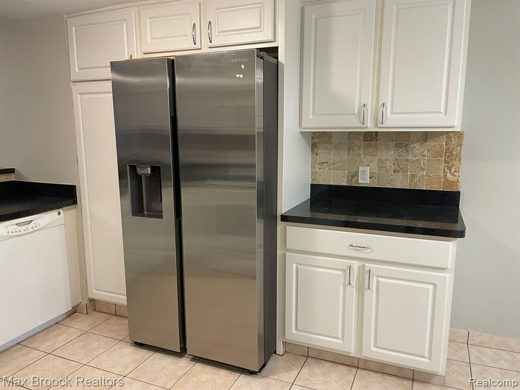 5658 DRAKE HOLLOW Drive E, West Bloomfield, MI — Photo 6