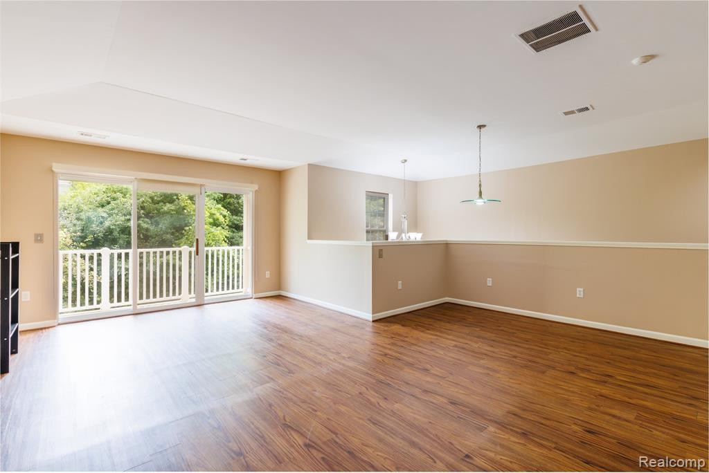 4155 BERKELEY Avenue, Canton, MI 48188 — Photo 3
