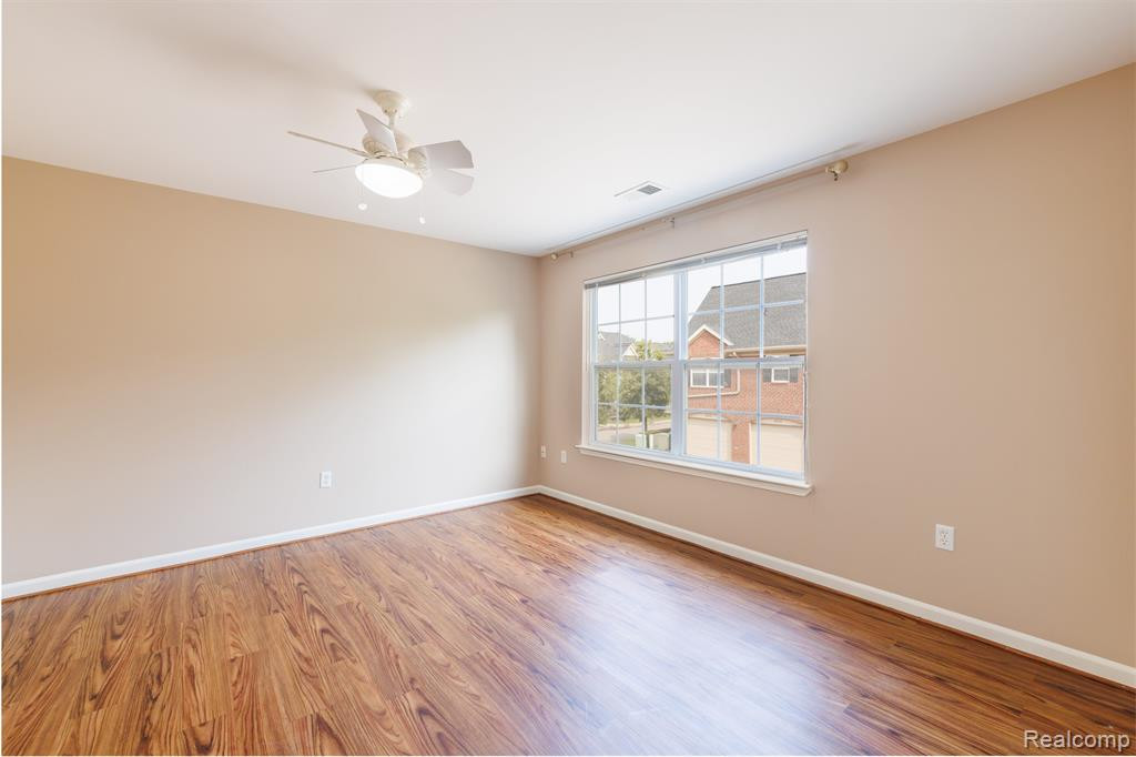 4155 BERKELEY Avenue, Canton, MI 48188 — Photo 9