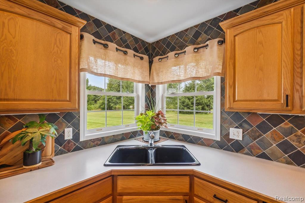 8214 Trail Ridge, Dexter, MI 48130 — Photo 21