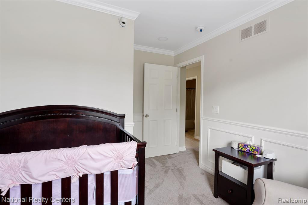 842 CALPERNIA, Wixom, MI 48393 — Photo 26