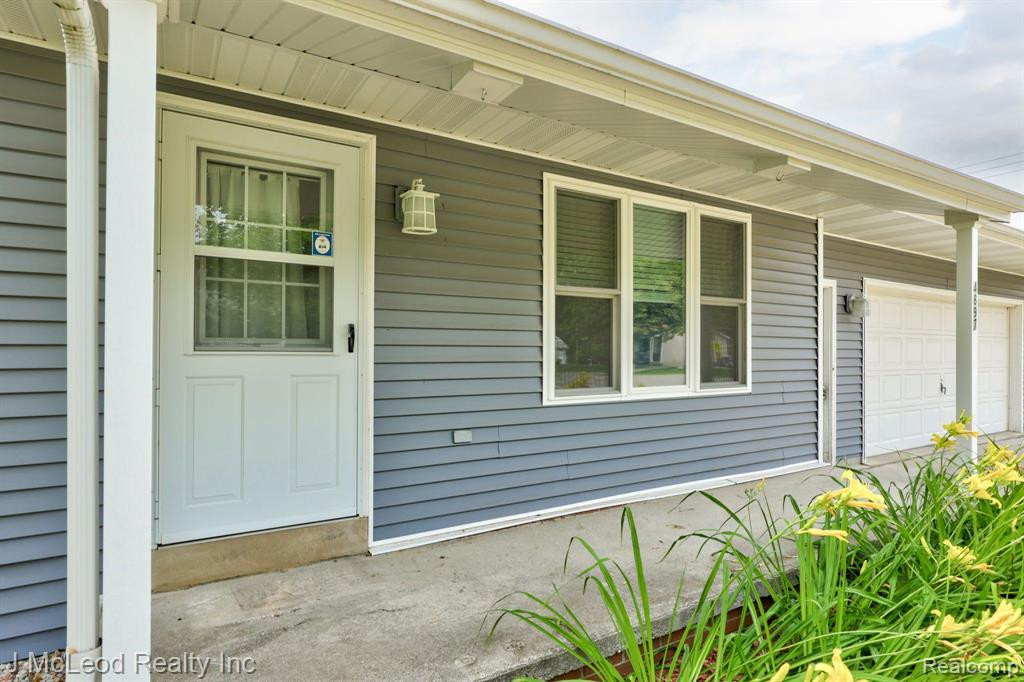 4897 CENTER Street, Millington, MI 48746 — Photo 6