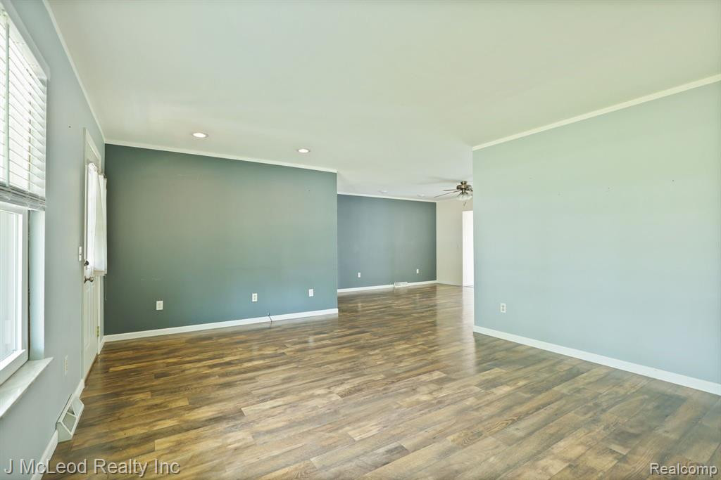 4897 CENTER Street, Millington, MI 48746 — Photo 11