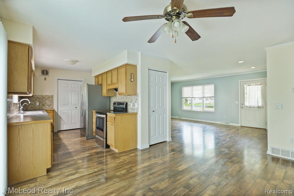 4897 CENTER Street, Millington, MI 48746 — Photo 14