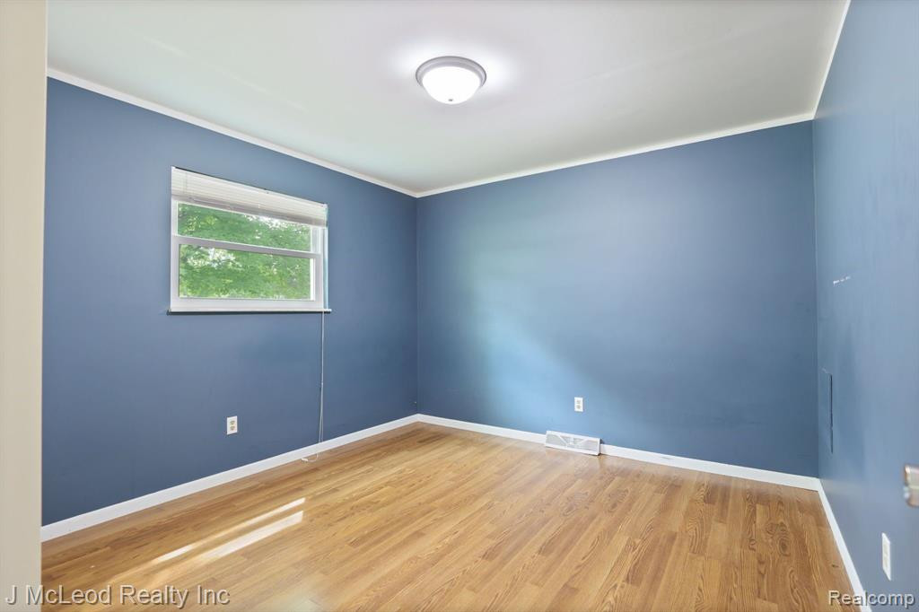 4897 CENTER Street, Millington, MI 48746 — Photo 27
