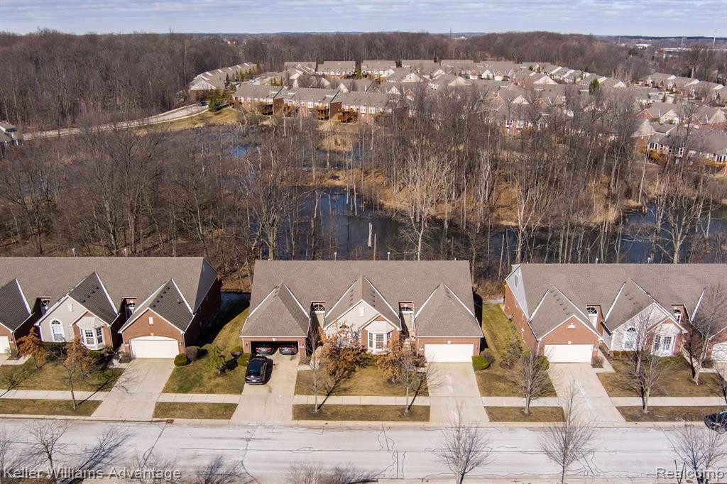 40778 Lenox Park Drive, Novi, MI 48377 — Photo 4