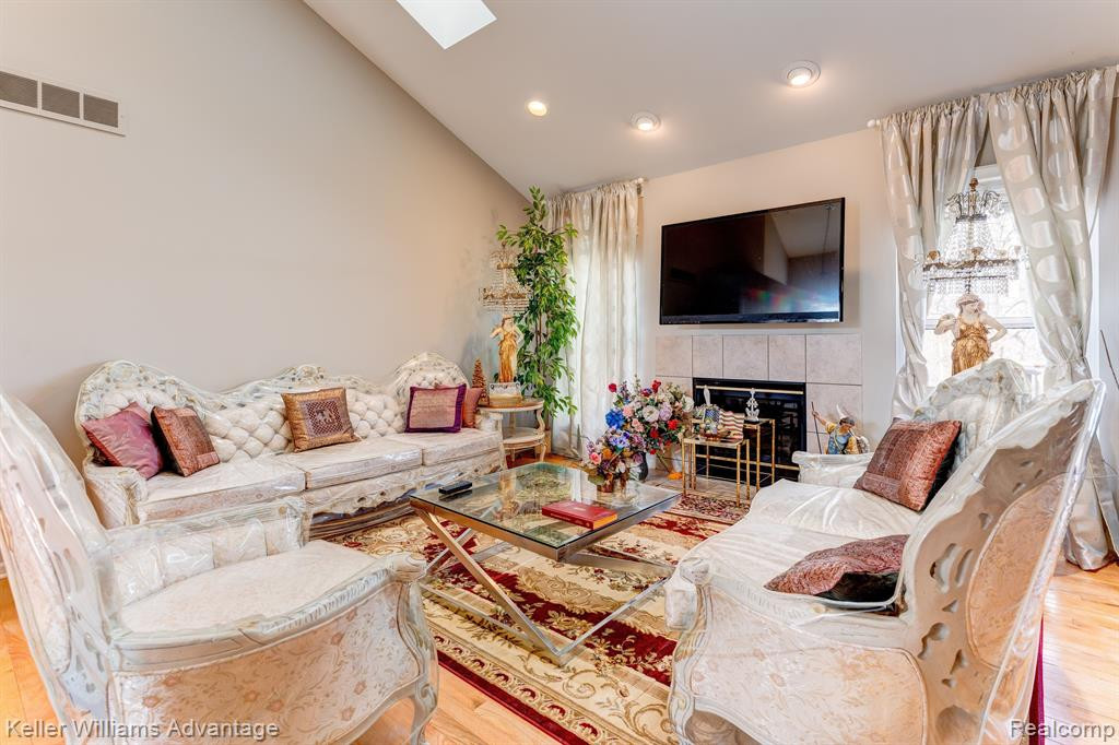 40778 Lenox Park Drive, Novi, MI 48377 — Photo 11
