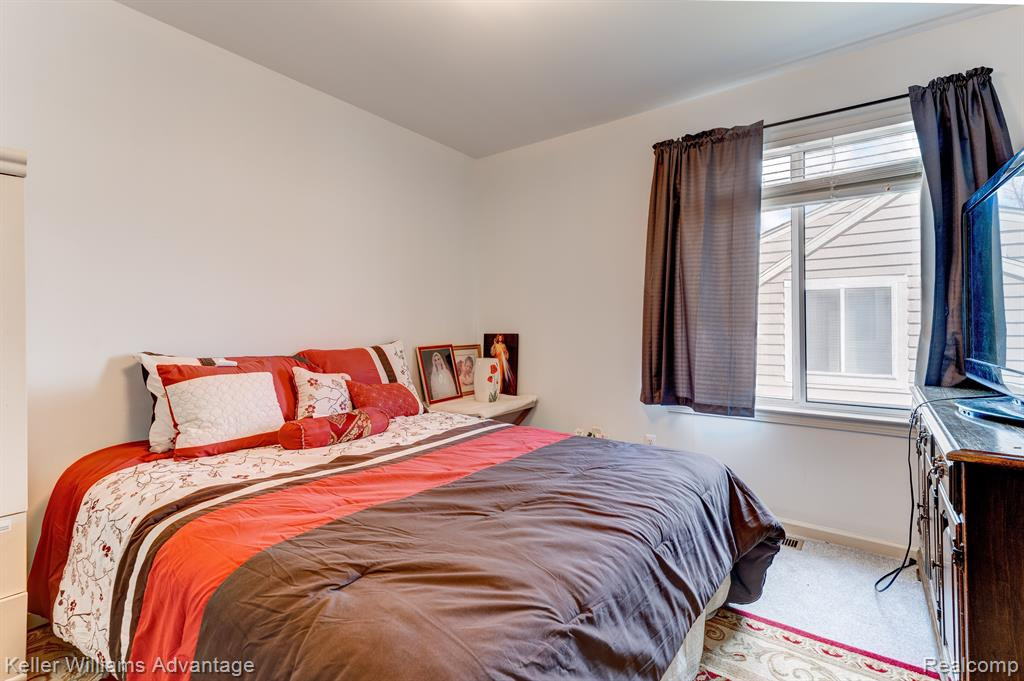 40778 Lenox Park Drive, Novi, MI 48377 — Photo 26