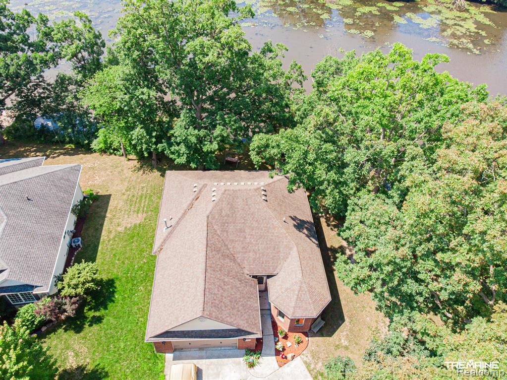 10234 PARK Drive, Goodrich Vlg, MI — Photo 11