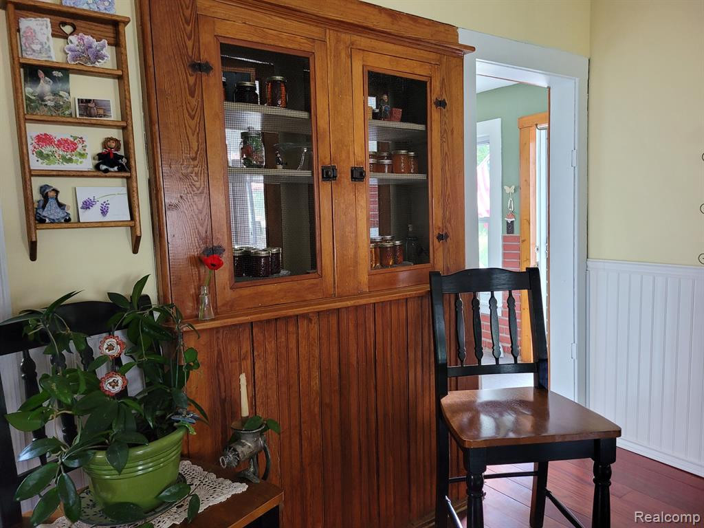207 S MAPLE Street, Webberville, MI 48892 — Photo 9