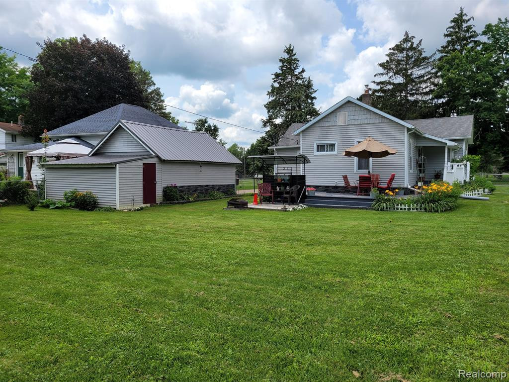 207 S MAPLE Street, Webberville, MI 48892 — Photo 21