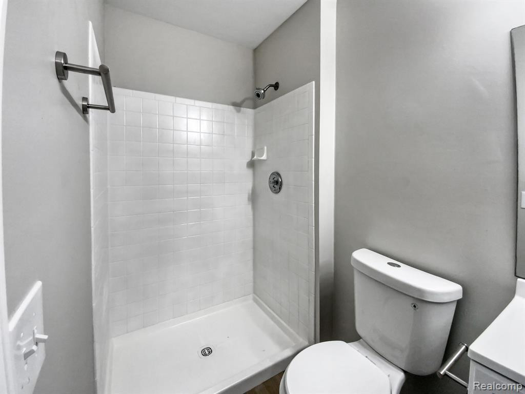 42586 LILLEY POINTE Drive, Canton, MI 48187 — Photo 9