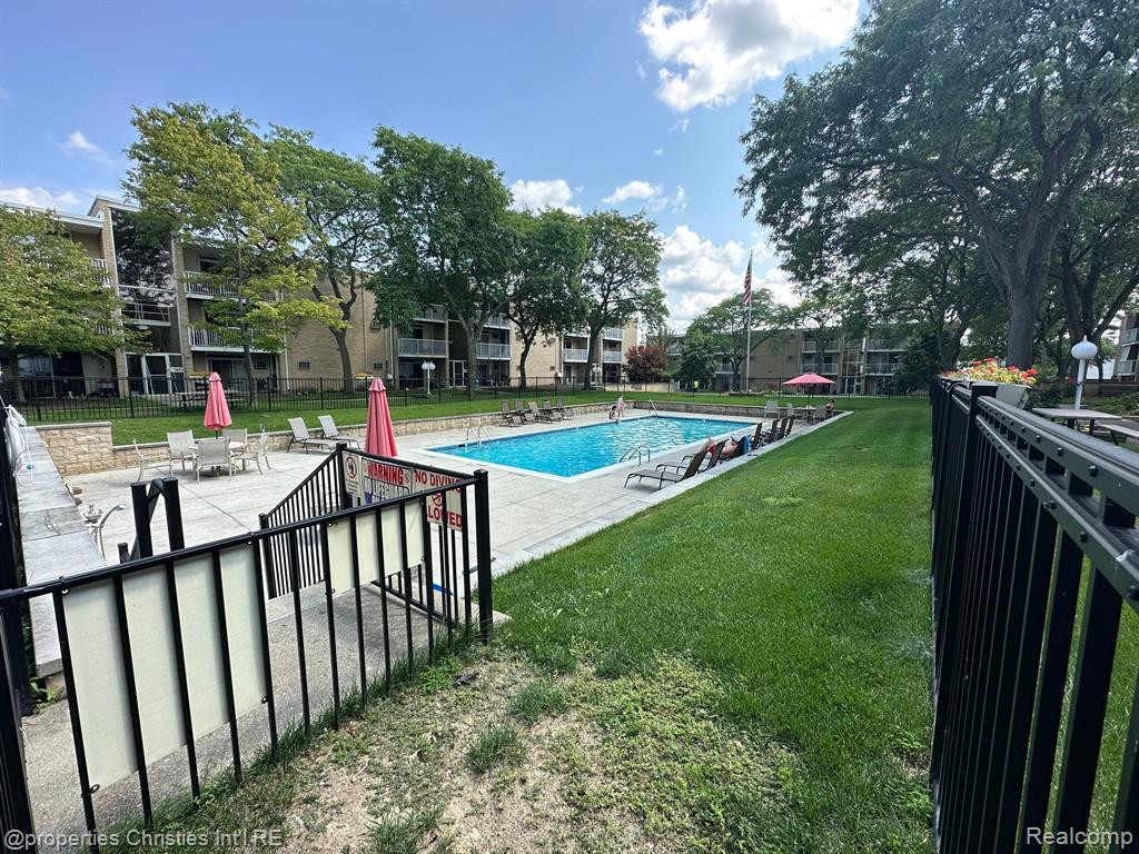 4917 Crooks, Royal Oak, MI 48073 — front exterior