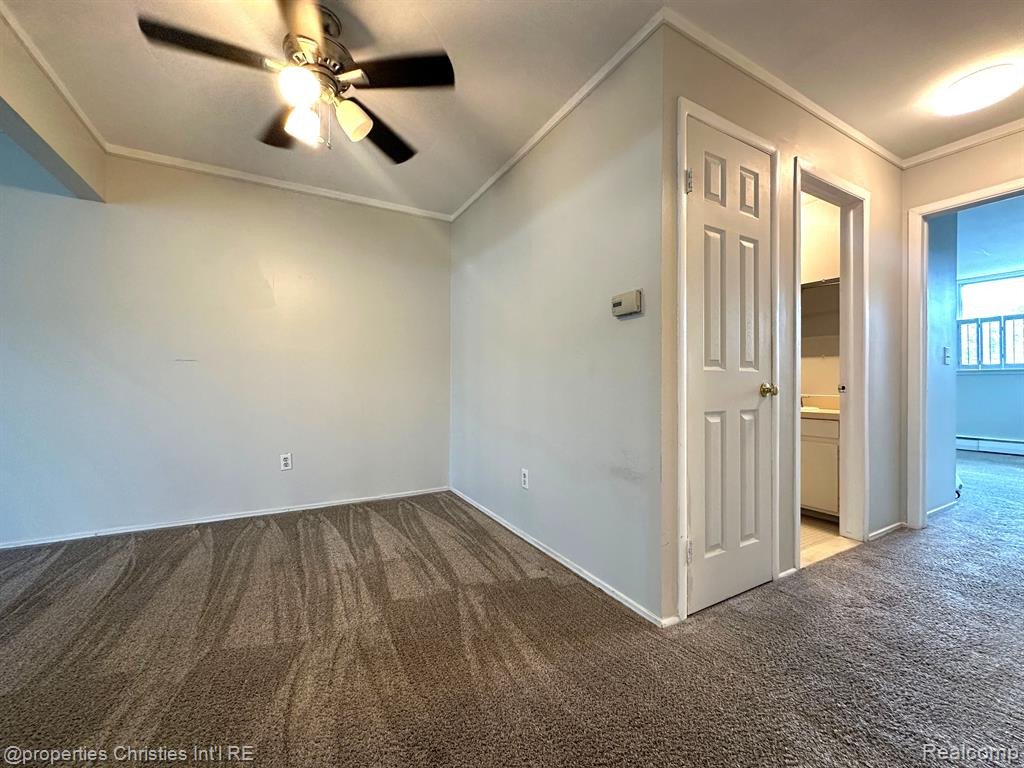 4917 Crooks, Royal Oak, MI 48073 — Photo 8