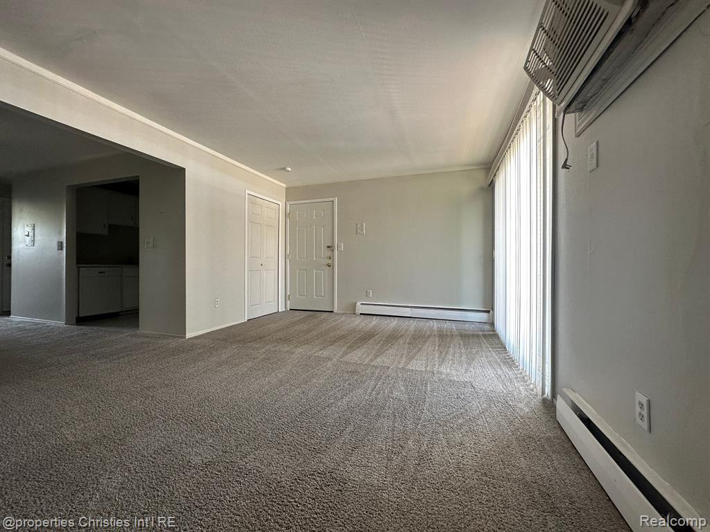 4917 Crooks, Royal Oak, MI 48073 — Photo 13