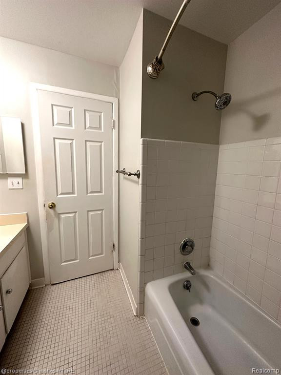 4917 Crooks, Royal Oak, MI 48073 — Photo 15