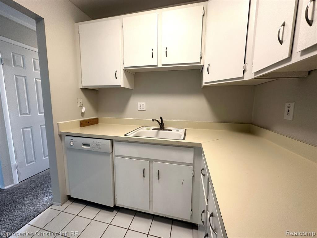 4917 Crooks, Royal Oak, MI 48073 — Photo 19