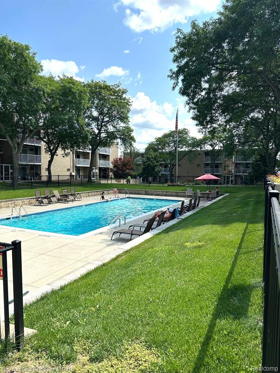 4917 Crooks, Royal Oak, MI 48073 — Photo 30