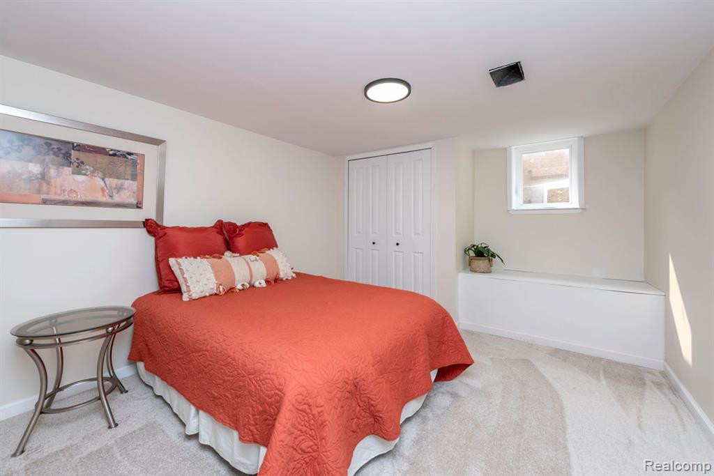 265 NICHOLS Drive, Saline, MI 48176 — Photo 34