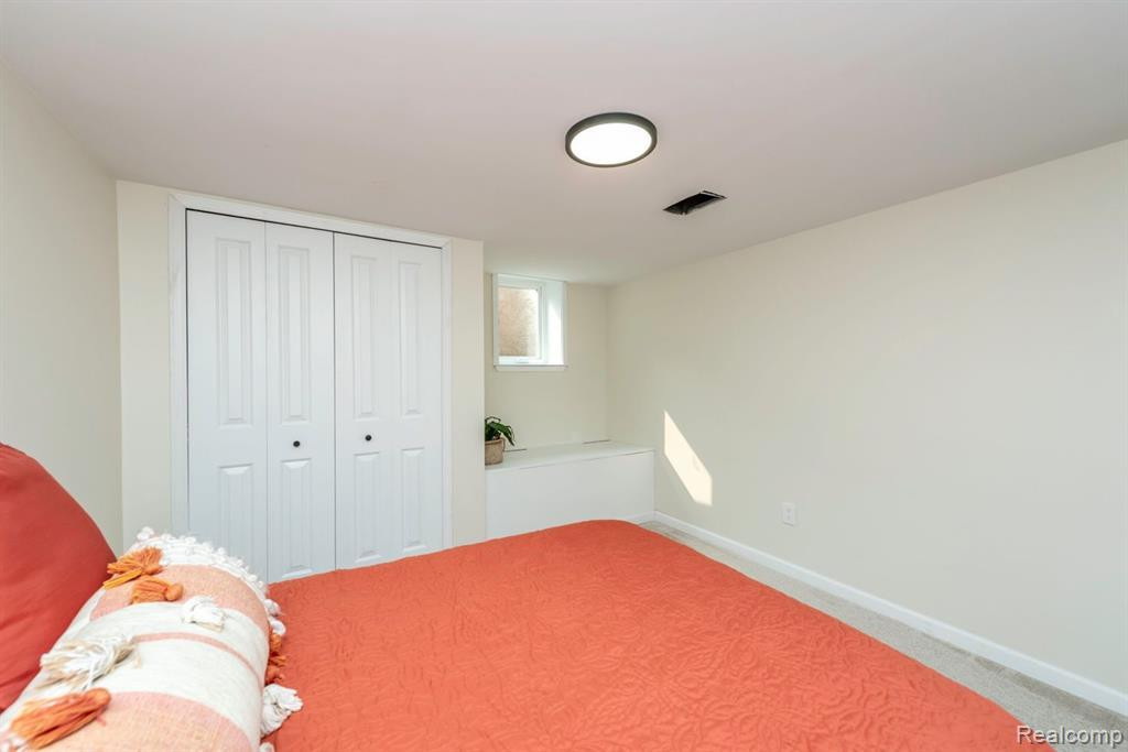 265 NICHOLS Drive, Saline, MI 48176 — Photo 35
