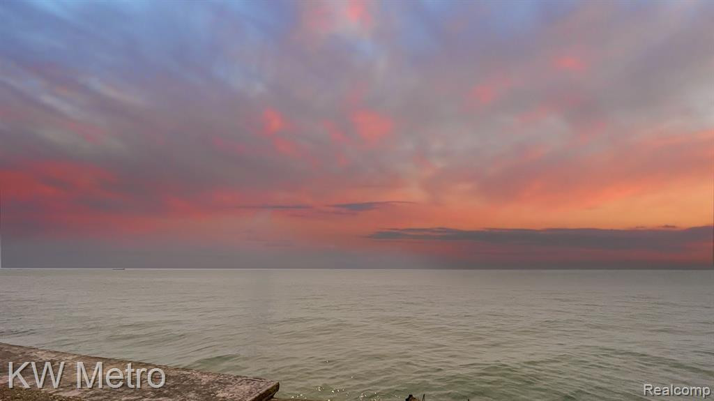 7378 LAKESHORE Drive, Newport, MI 48166 — Photo 5