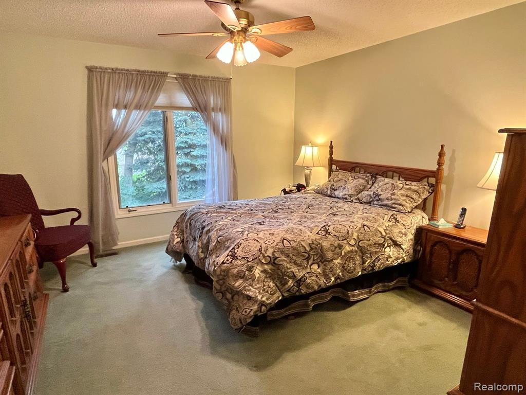 35852 LONE PINE Lane, Farmington Hills, MI 48335 — Photo 8