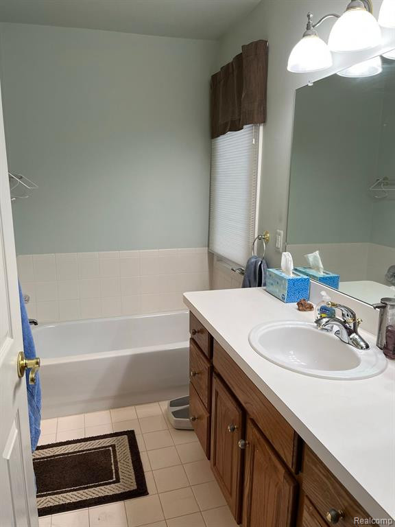 35852 LONE PINE Lane, Farmington Hills, MI 48335 — Photo 9