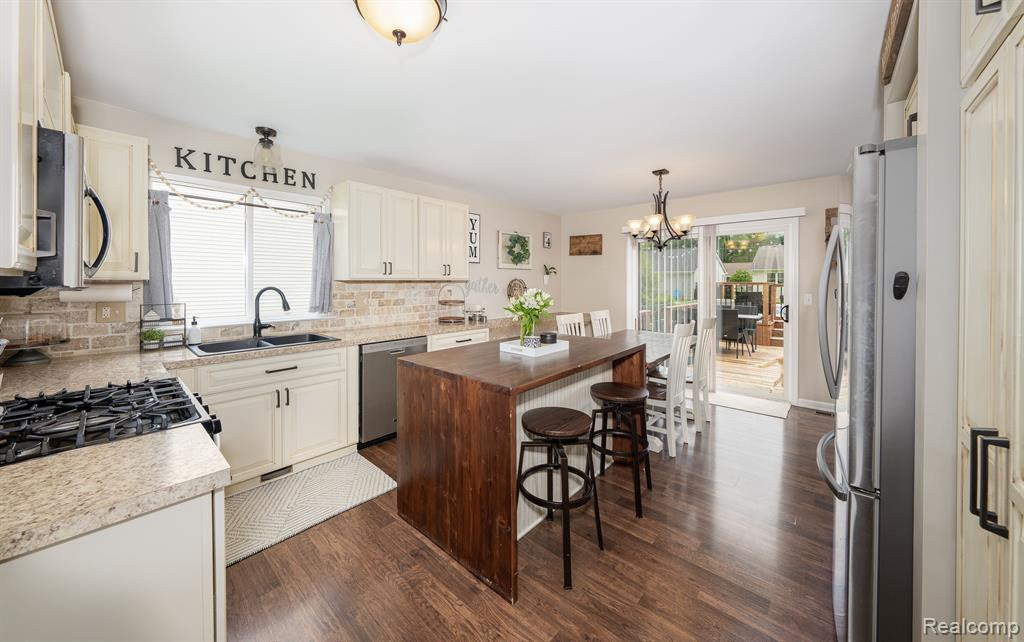 73874 JEFFERSON Lane, Armada, MI — Photo 10