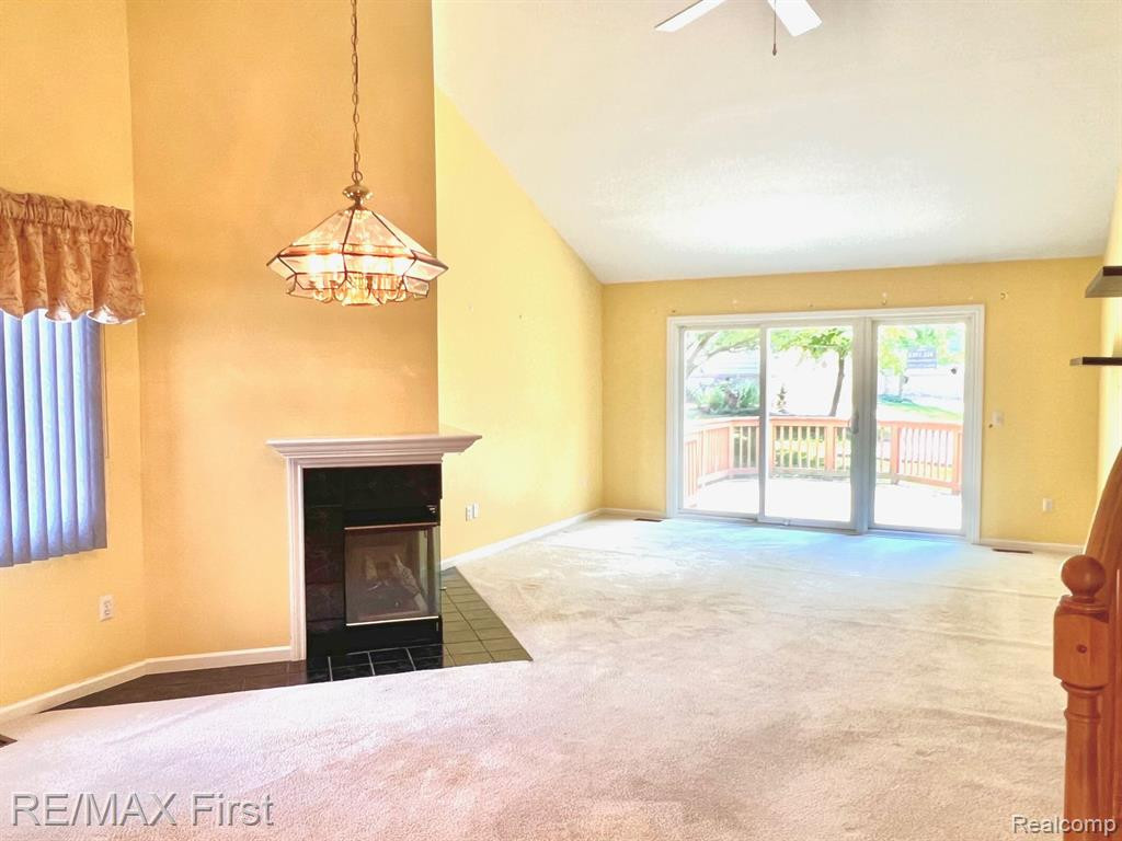 2768 MAPLE FOREST Drive, Wixom, MI 48393 — Photo 5