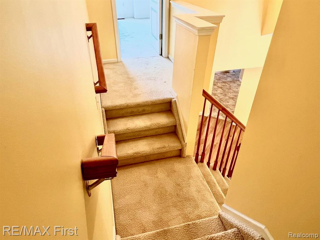 2768 MAPLE FOREST Drive, Wixom, MI 48393 — Photo 18