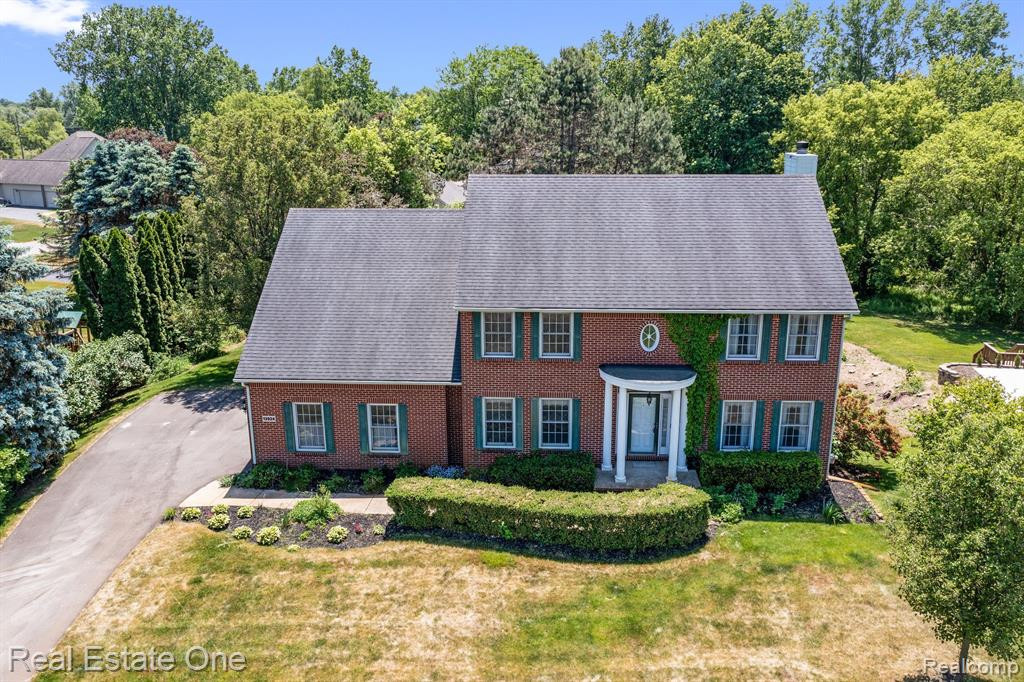 13924 EDENDERRY Drive, South Lyon, MI 48178 — Photo 4