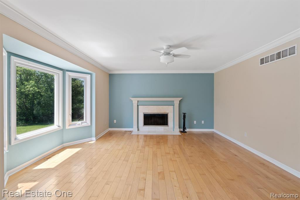 13924 EDENDERRY Drive, South Lyon, MI 48178 — Photo 10
