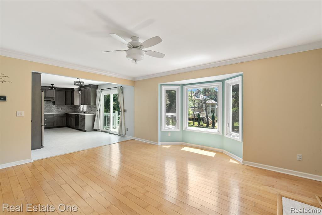13924 EDENDERRY Drive, South Lyon, MI 48178 — Photo 11